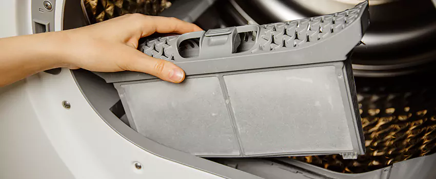 Signs Of A Clogged Dryer Lint Trap in Spartanburg, South Carolina